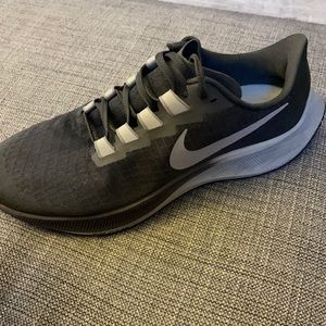 Nike Pegasus Zoom size 10